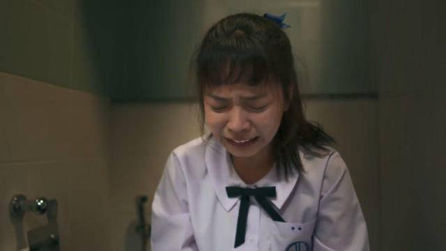 豆瓣8.3，无限死而复生的美丽少女，揭穿了人类的劣根性